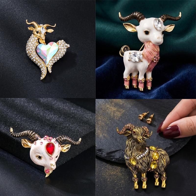 Unique Rhinestone Goat Brooch  - Unique Men'S Formal Wear ulasan dan harga